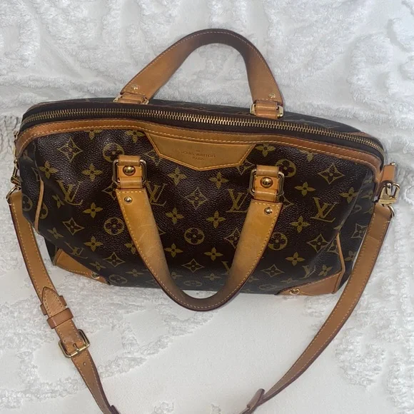 Louis Vuitton Retiro PM Authentic handbag